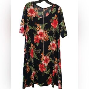 Jesse & J Ladies Floral Dress with Necklace Size 3X